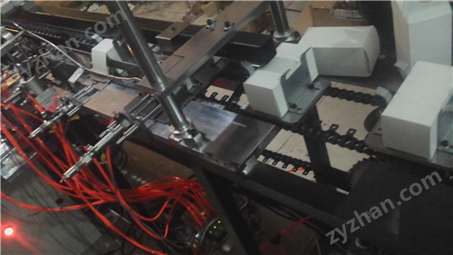 LED���ݵƲʺ�ֽ���Զ���װ��/�Զ�װ�ڿ�װ�л�